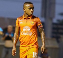 จอห์น-บาจโจ้-จะถูกเเบนในนัดที่เจอเมืองทอง