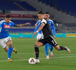 ซาร์รีตำหนิแนวรุก-ยูเวนตุส-4