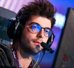 Sébastien ฝึก Dota2 ตกวันละ 15 เกม