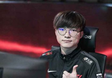Faker ต่อสัญญาฉบับใหม่กับ T1!