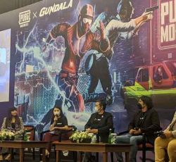 GUNDALAxPUBG MOBILE